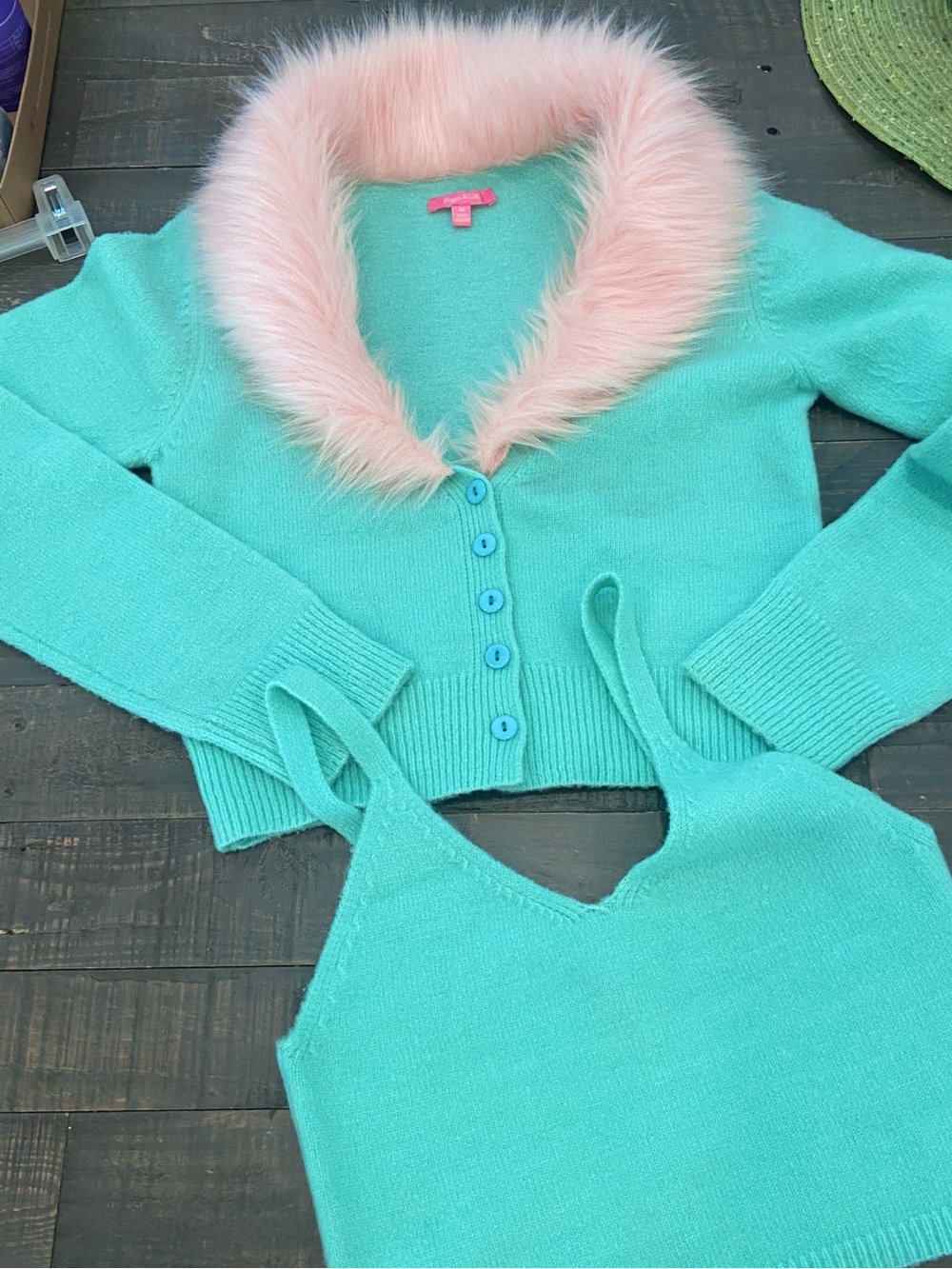 Sugar Thrillz Mint Cardigan with Pink Faux-Fur Collar and top. 2Piece set. VGC.
